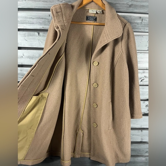 LL Bean x Bellandi - Wool Trench Coat, Item 295885, Camel Tan - Size Small - Picture 5 of 6